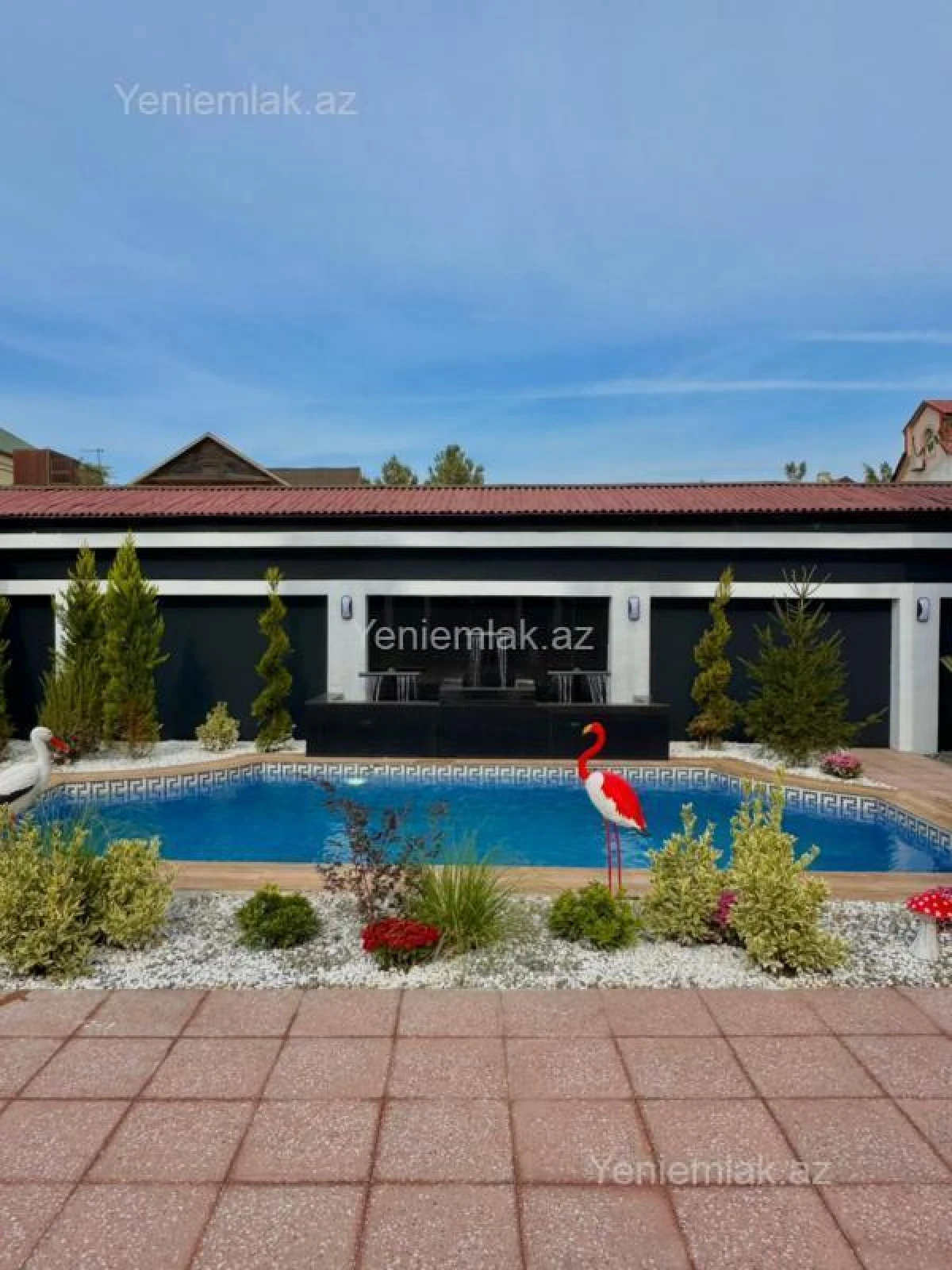 Satılır 5 otaqlı həyət evi 200 m²