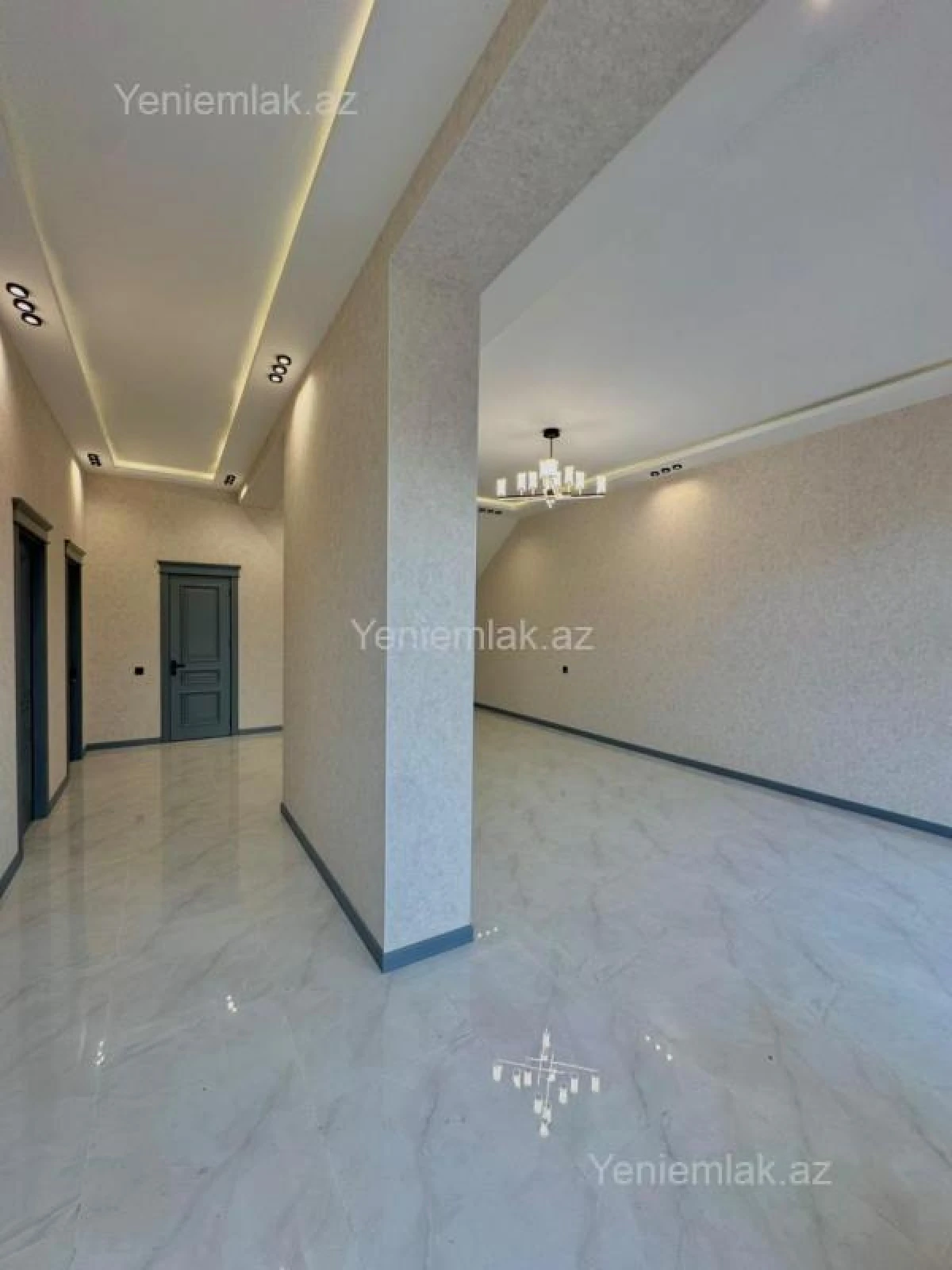 Satılır 5 otaqlı həyət evi 200 m²