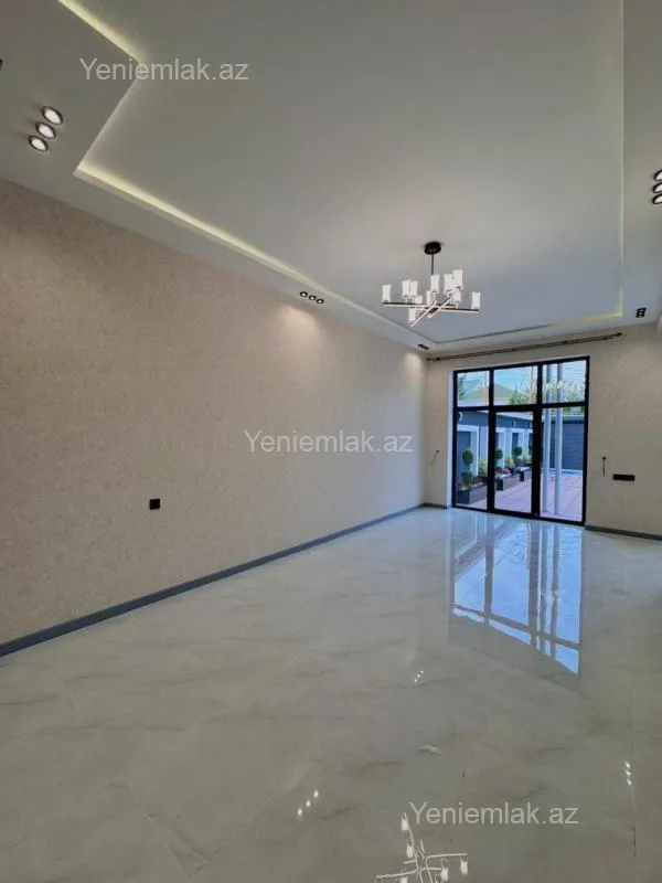 Satılır 5 otaqlı həyət evi 200 m²
