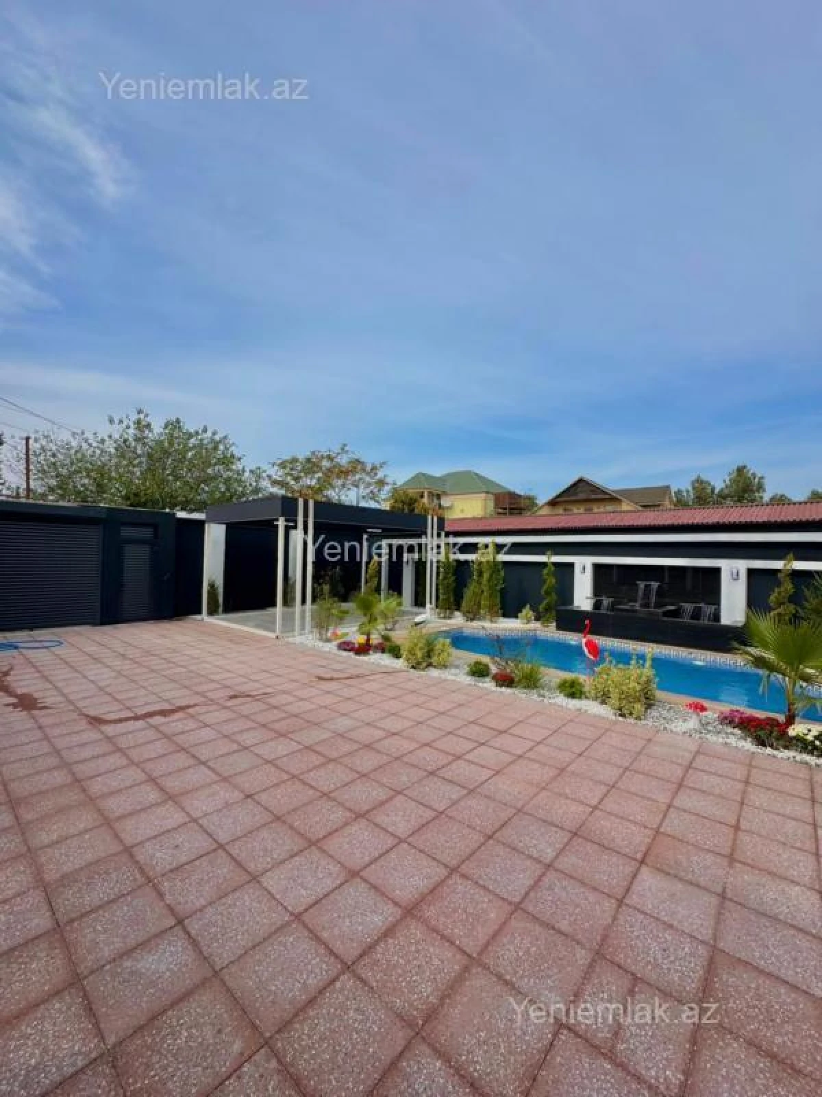 Satılır 5 otaqlı həyət evi 200 m²