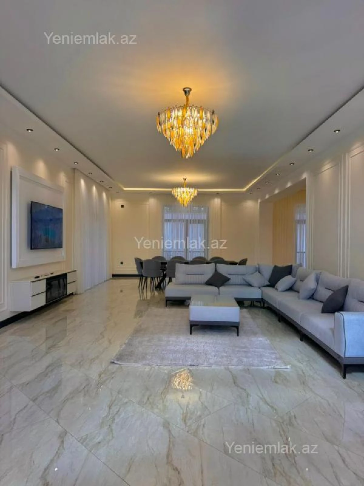 Satılır 6 otaqlı həyət evi 675 m²