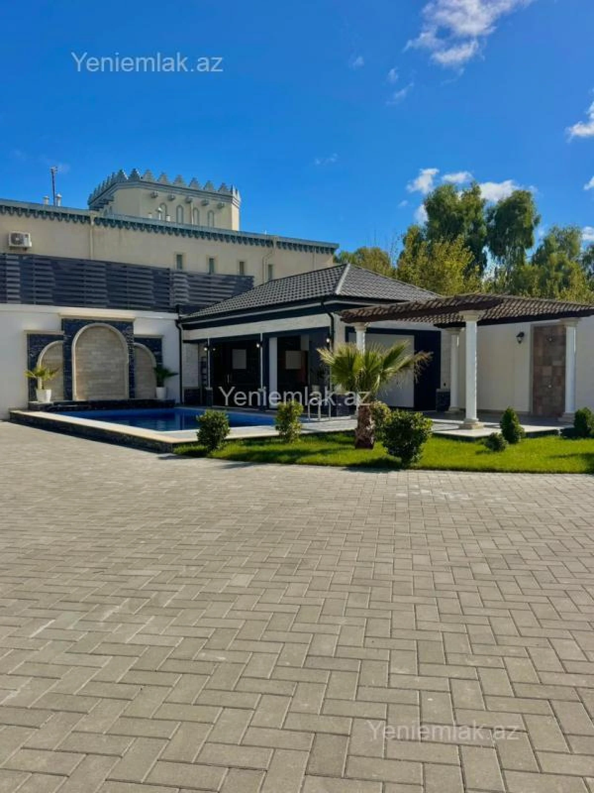 Satılır 6 otaqlı həyət evi 675 m²