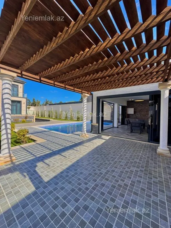Satılır 6 otaqlı həyət evi 675 m²