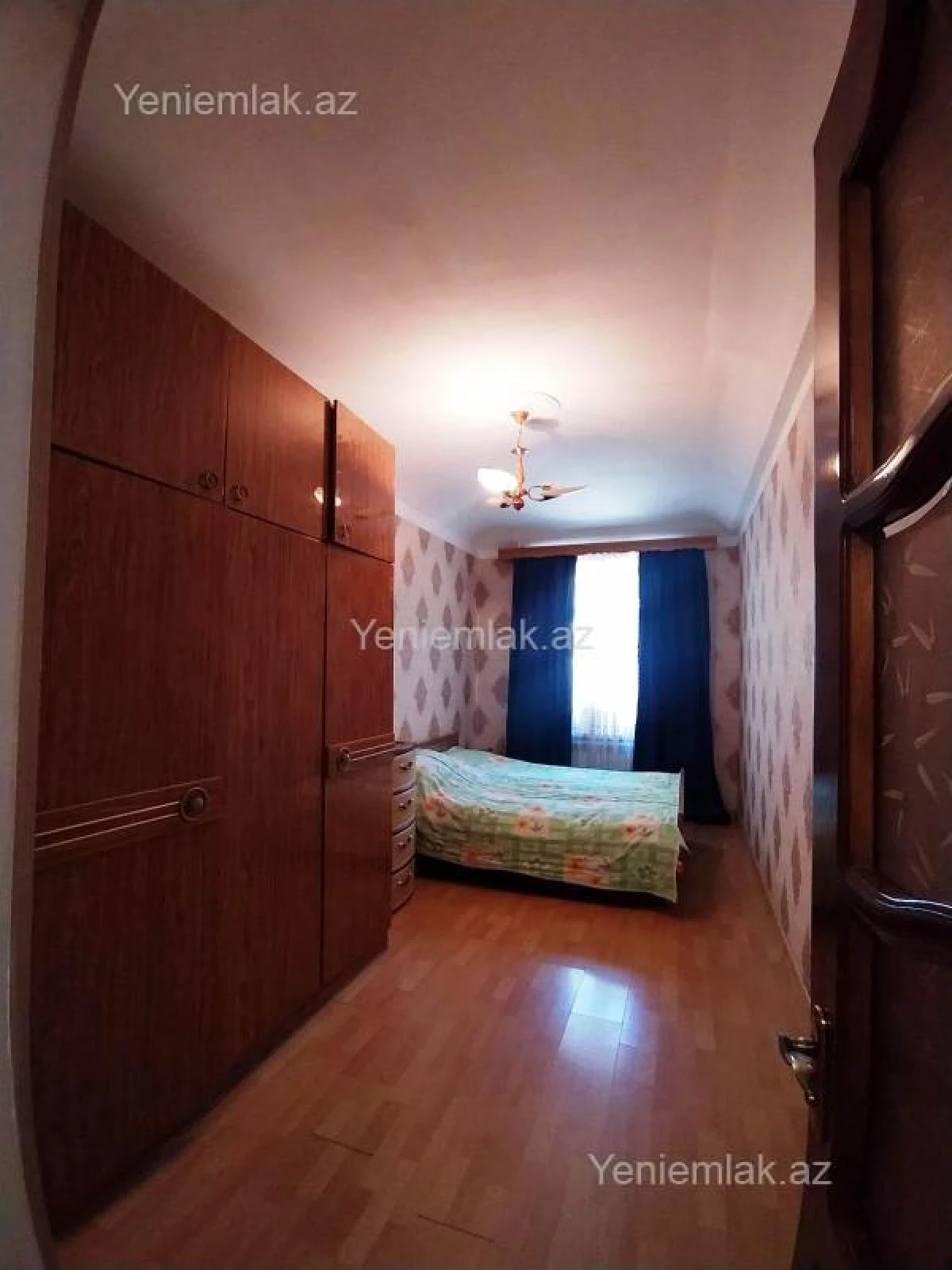 Satılır 2 otaqlı köhnə tikili 50 m²