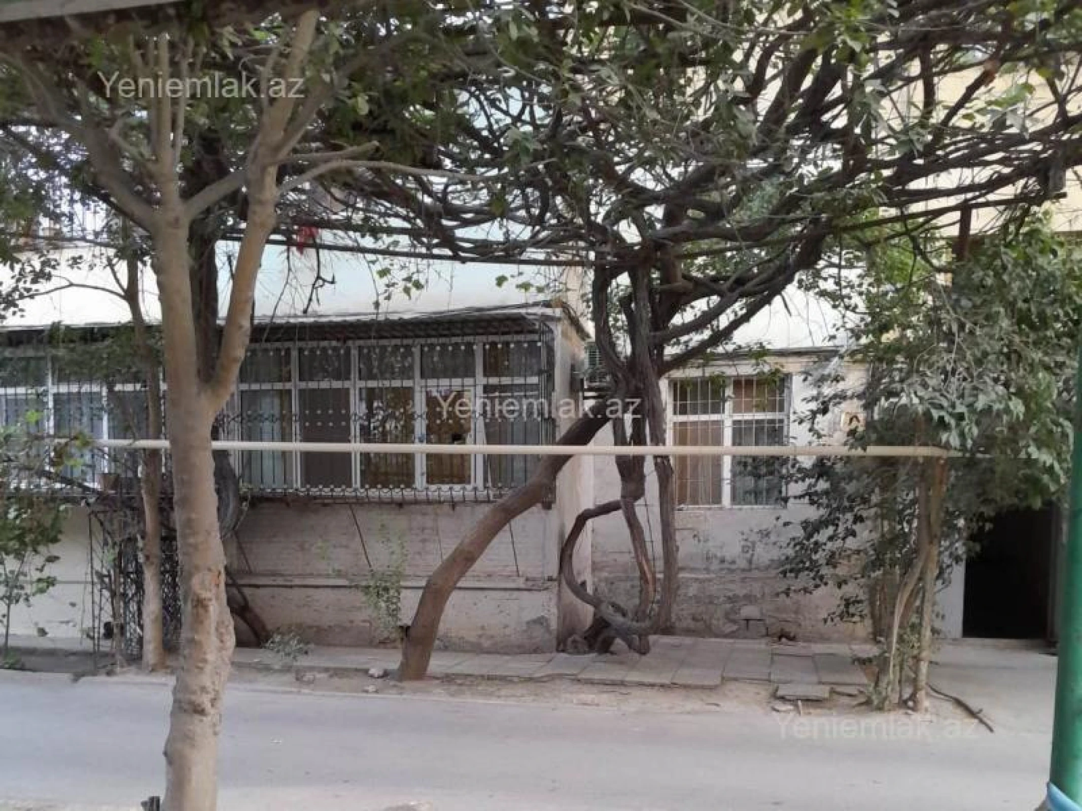 Satılır 2 otaqlı köhnə tikili 50 m²