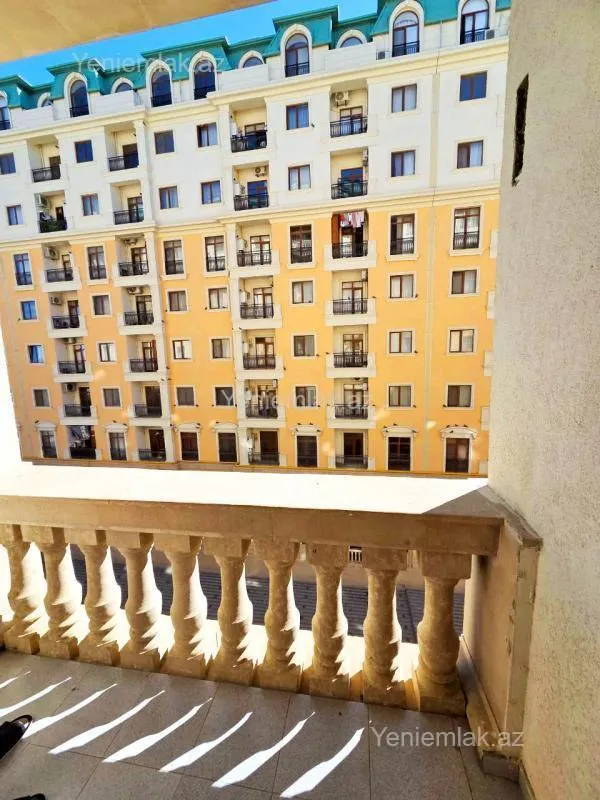 Satılır 3 otaqlı yeni tikili 98 m²