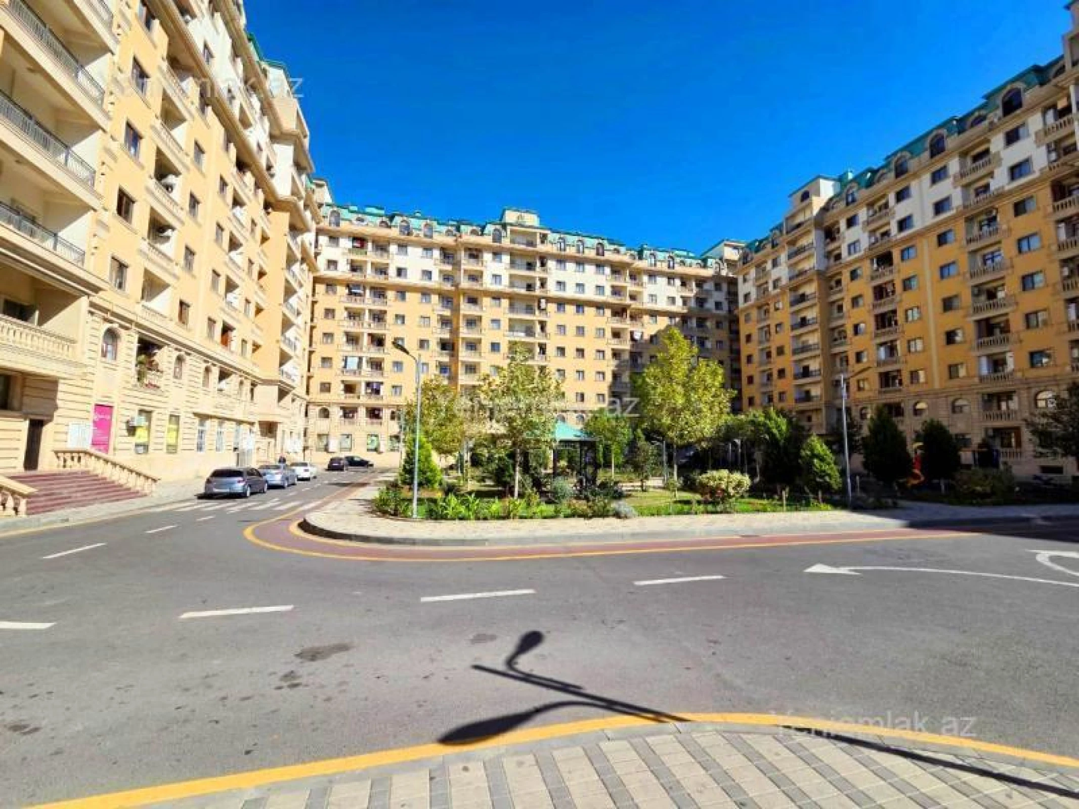 Satılır 3 otaqlı yeni tikili 98 m²