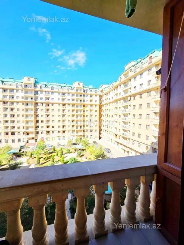 Satılır 3 otaqlı yeni tikili 98 m²