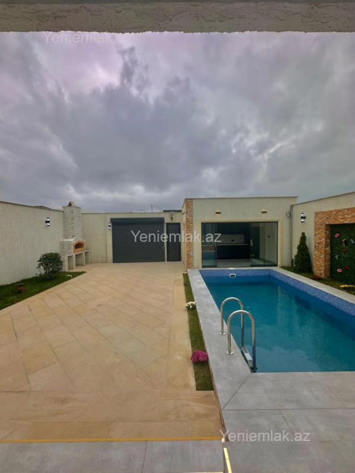 Satılır 4 otaqlı həyət evi 150 m²