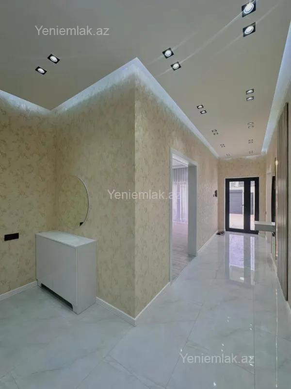 Satılır 4 otaqlı həyət evi 150 m²