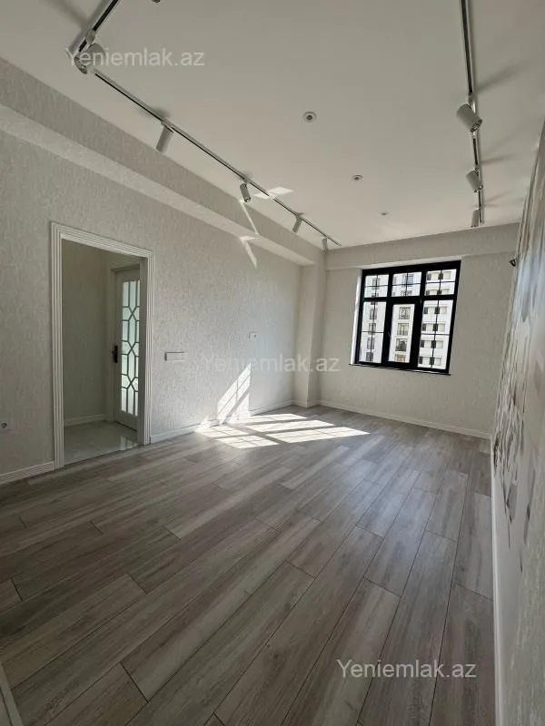 Satılır 2 otaqlı yeni tikili 44 m²