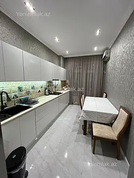Satılır 4 otaqlı yeni tikili 160 m²
