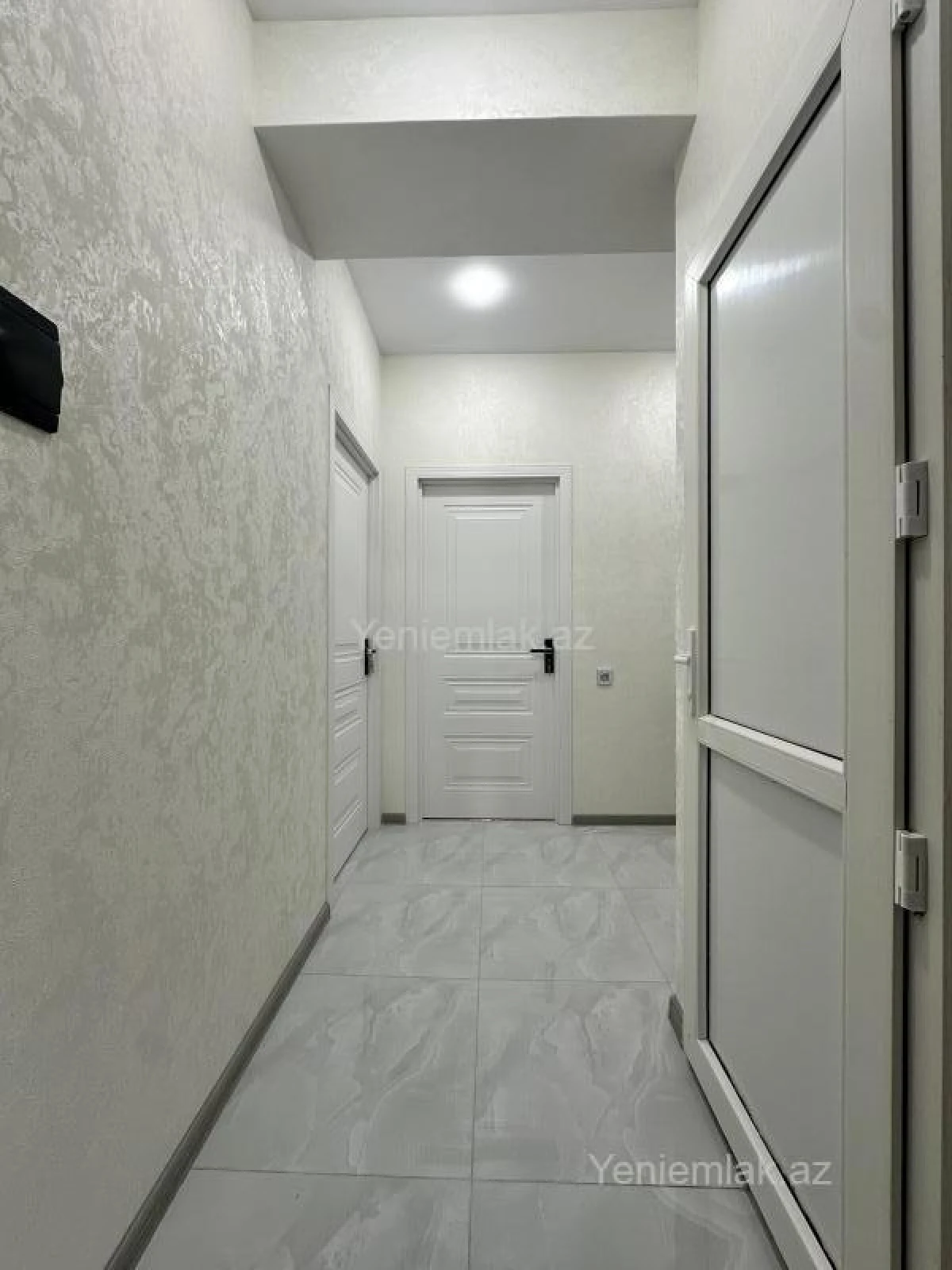Satılır 2 otaqlı yeni tikili 35 m²