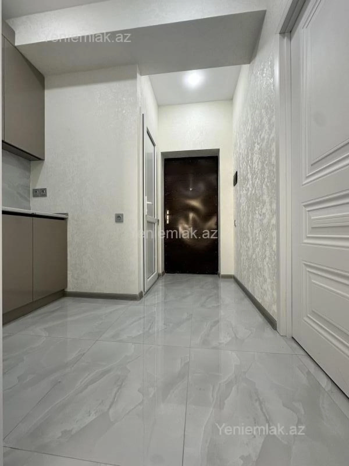 Satılır 2 otaqlı yeni tikili 35 m²