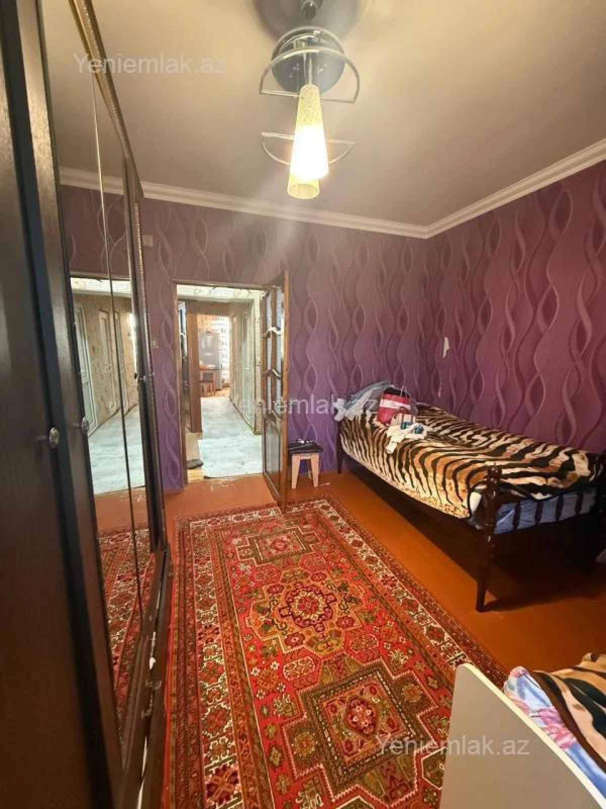 Satılır 2 otaqlı köhnə tikili 46 m²