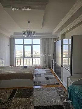 Satılır 3 otaqlı yeni tikili 130 m²