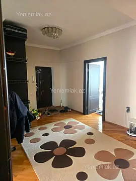 Satılır 3 otaqlı yeni tikili 130 m²