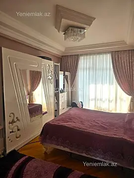 Satılır 3 otaqlı yeni tikili 130 m²