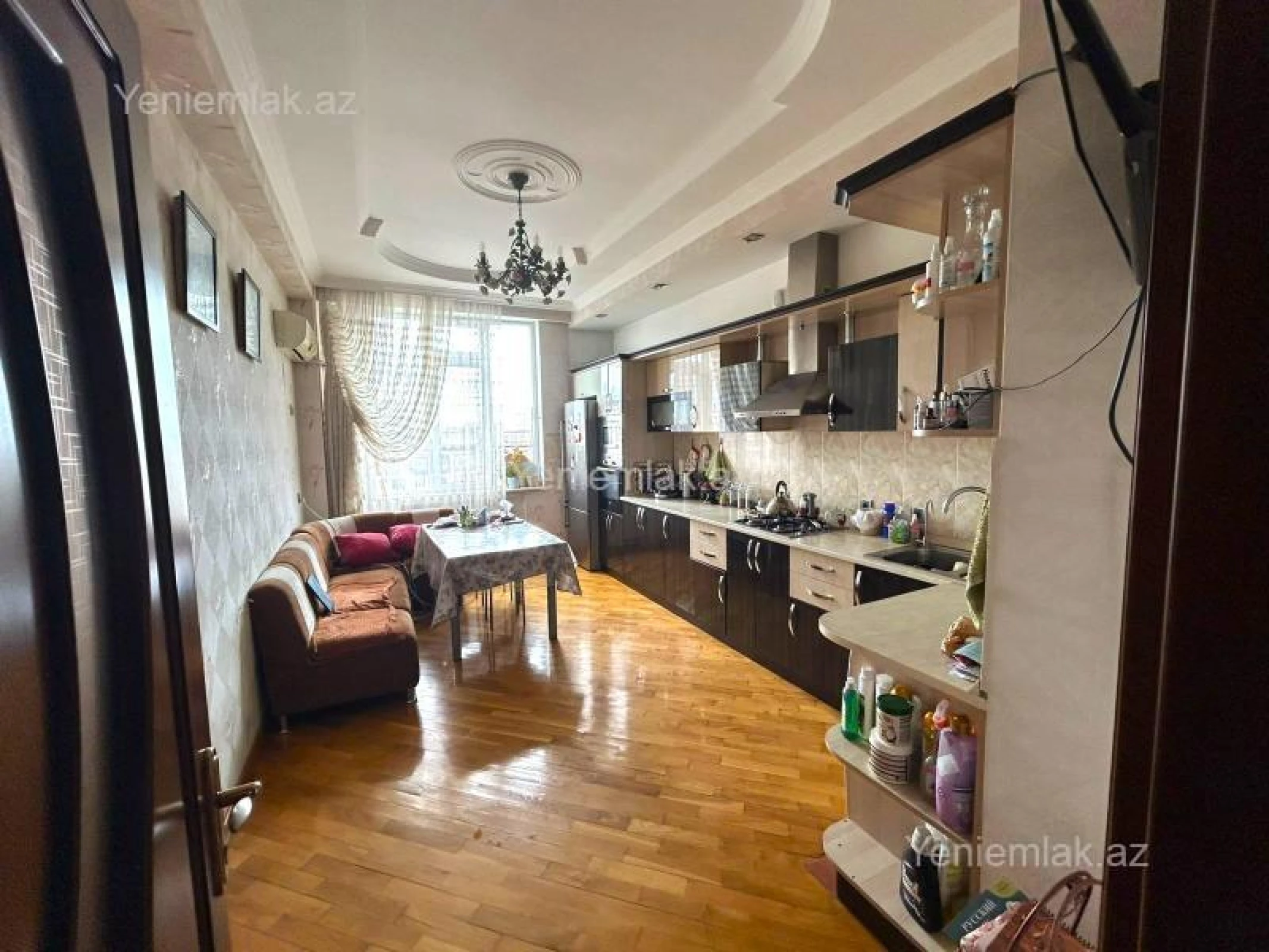 Satılır 3 otaqlı yeni tikili 105 m²