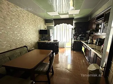 Satılır 3 otaqlı yeni tikili 135 m²