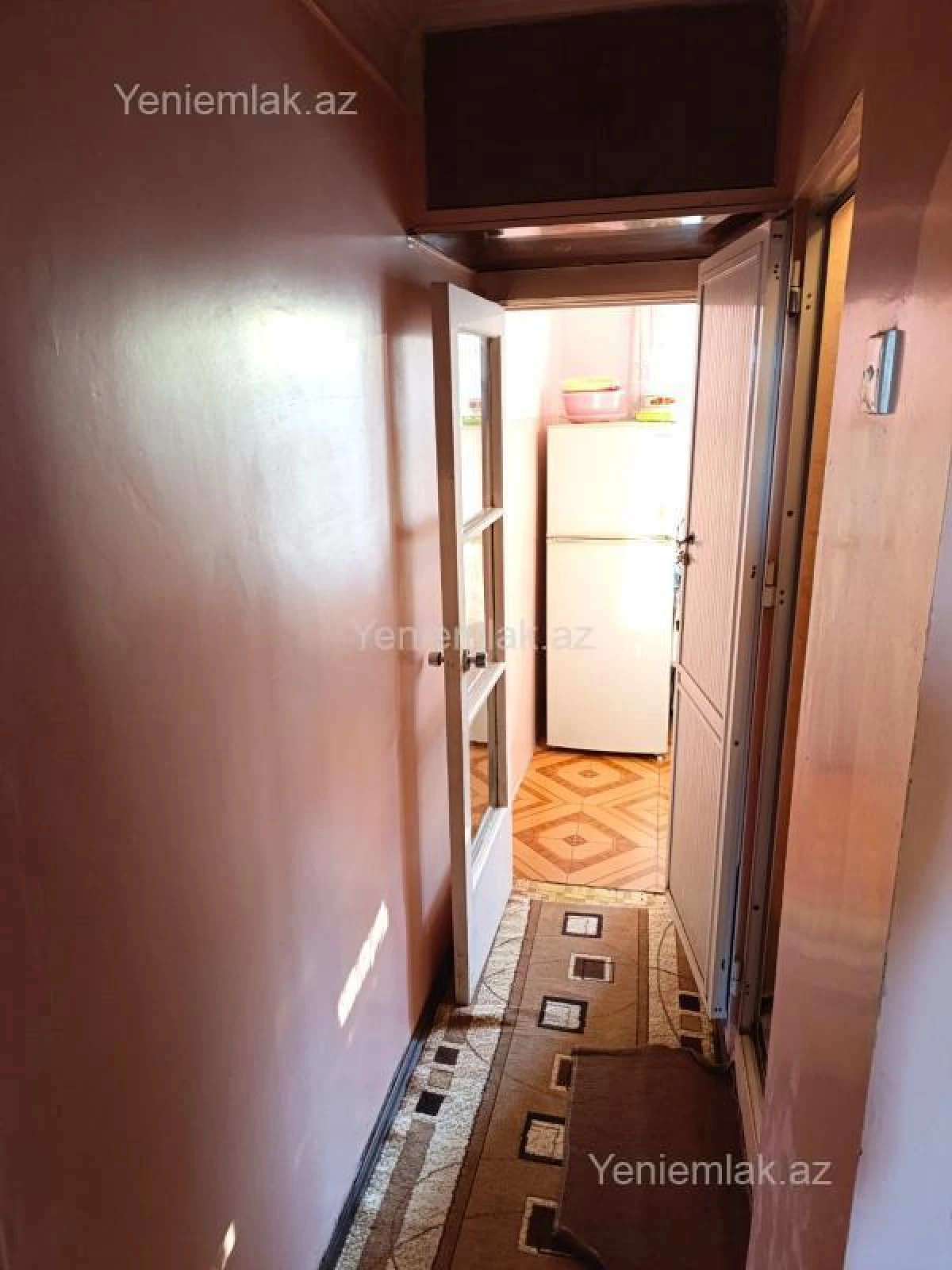 Satılır 3 otaqlı köhnə tikili 75 m²