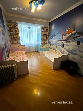 Satılır 3 otaqlı yeni tikili 125 m²