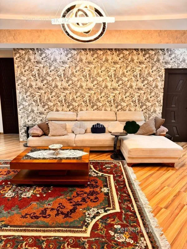 Satılır 4 otaqlı yeni tikili 135 m²