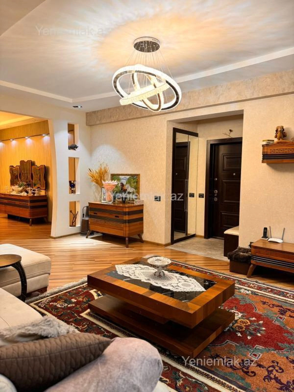 Satılır 4 otaqlı yeni tikili 135 m²