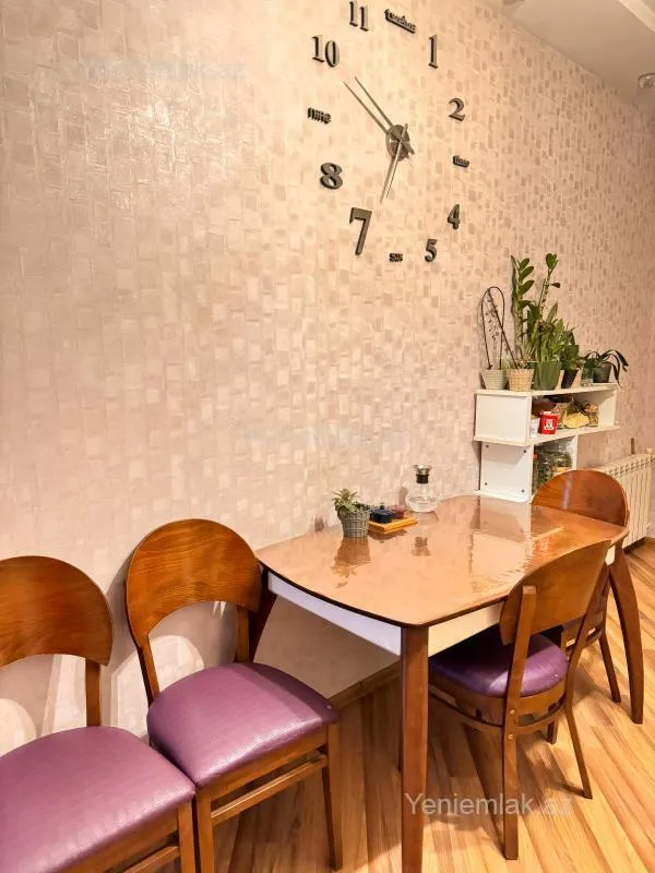 Satılır 4 otaqlı yeni tikili 135 m²