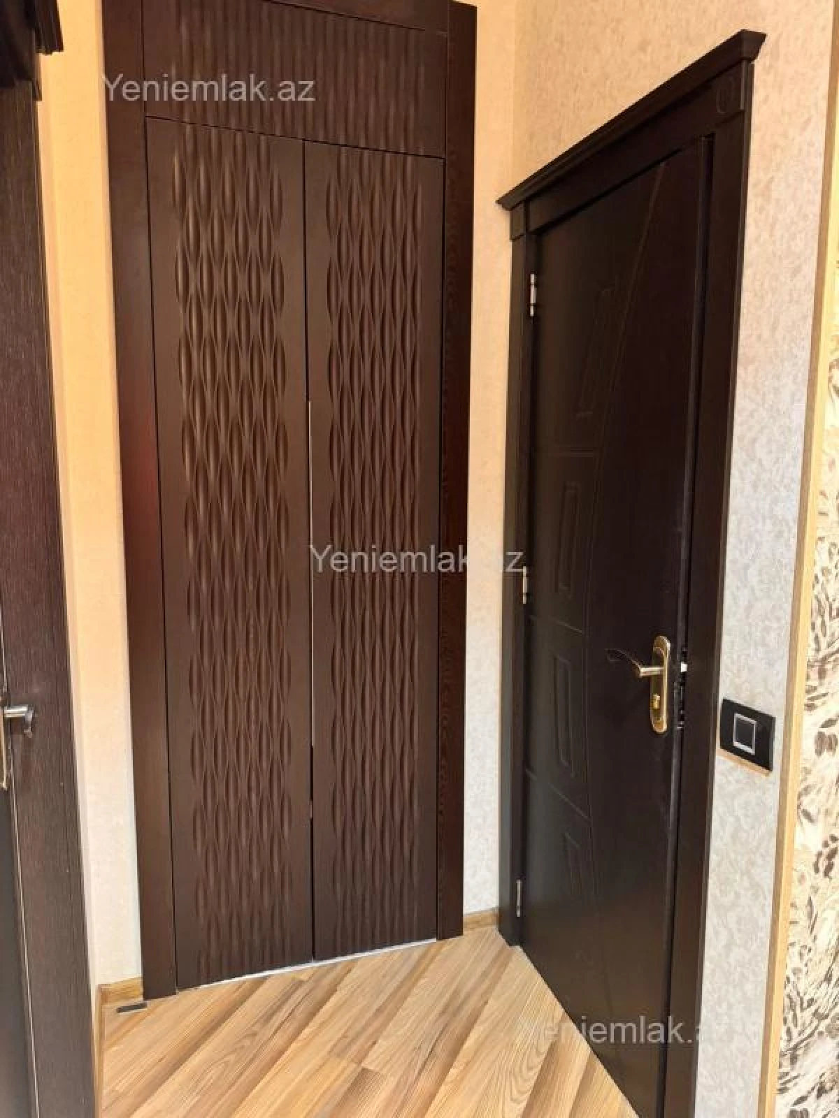 Satılır 4 otaqlı yeni tikili 135 m²