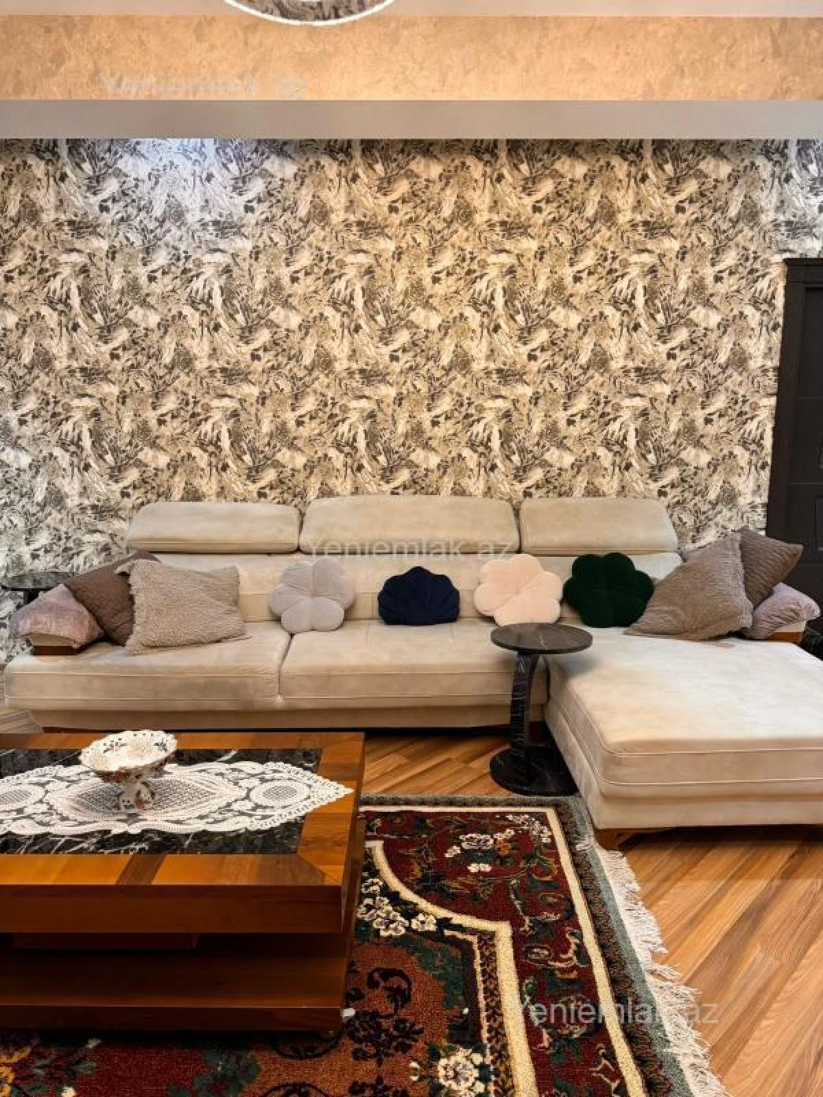 Satılır 4 otaqlı yeni tikili 135 m²