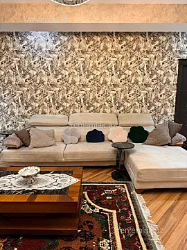 Satılır 4 otaqlı yeni tikili 135 m²