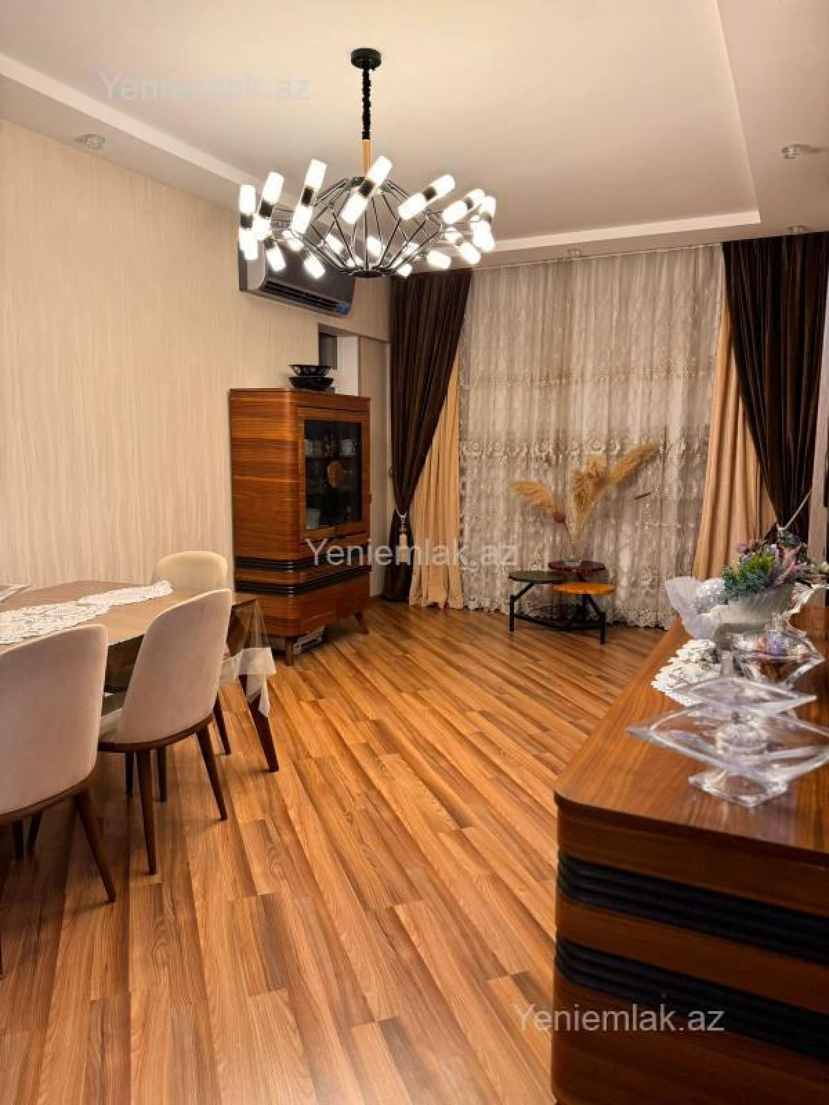 Satılır 4 otaqlı yeni tikili 135 m²