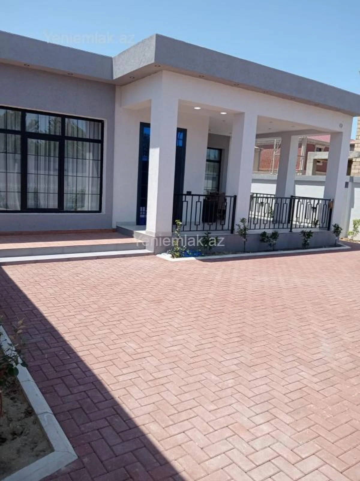Satılır 4 otaqlı həyət evi 205 m²