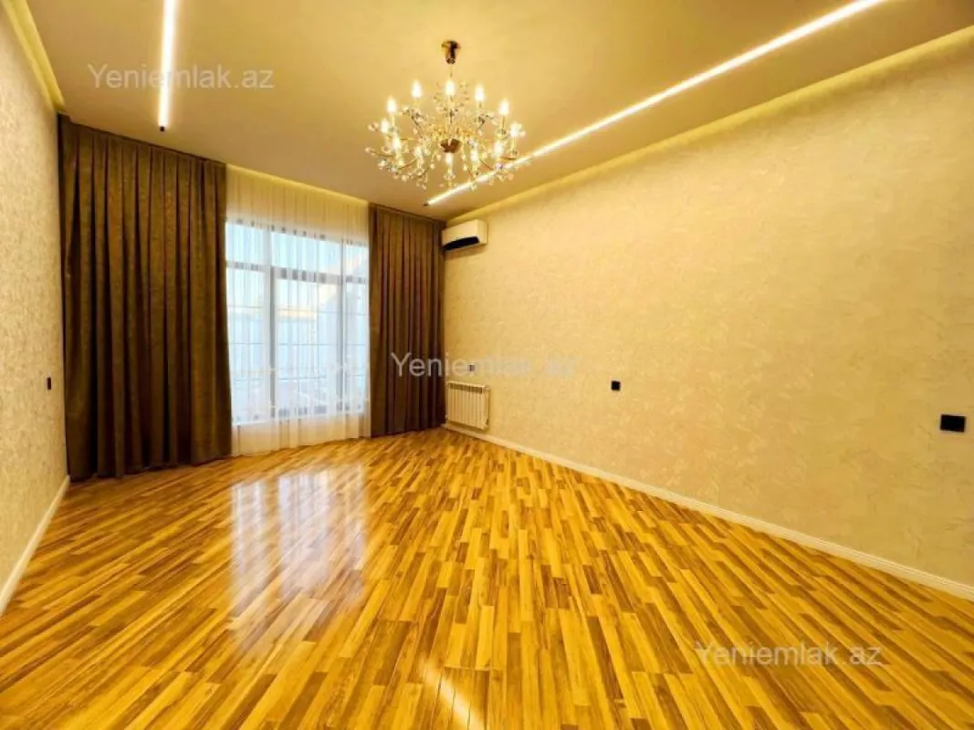 Satılır 4 otaqlı həyət evi 205 m²