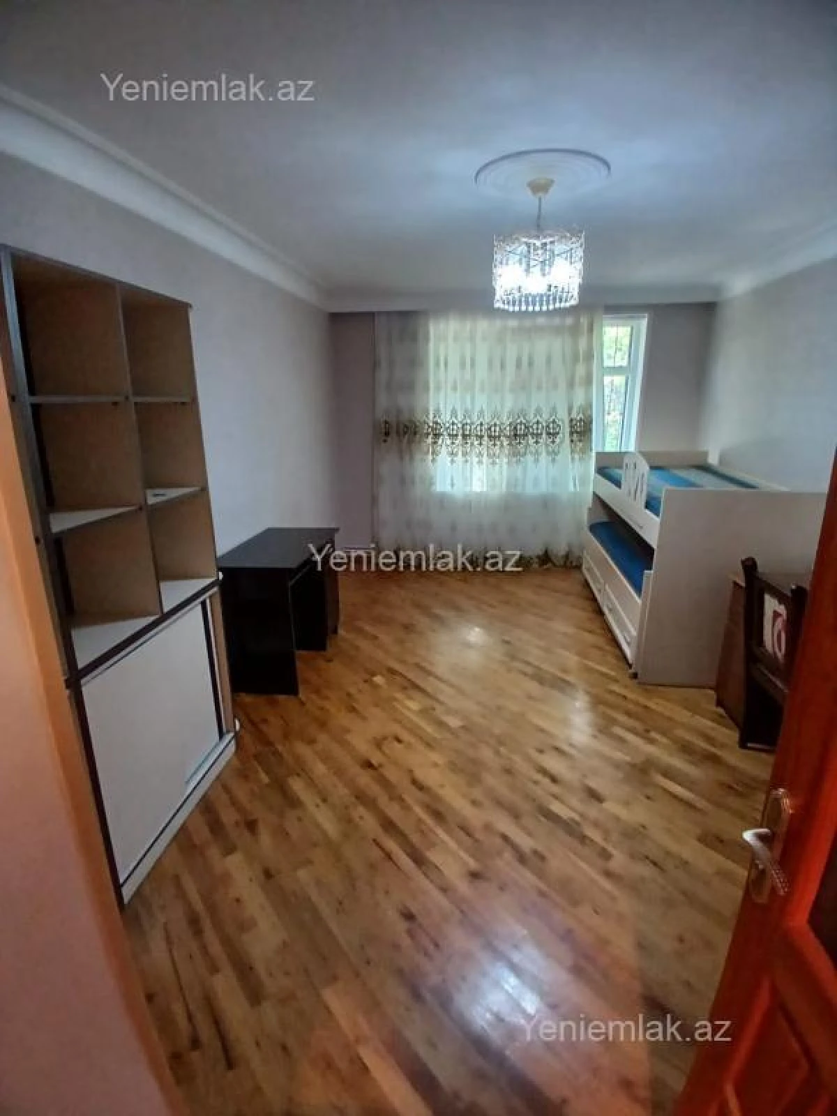 Satılır 3 otaqlı köhnə tikili 68 m²