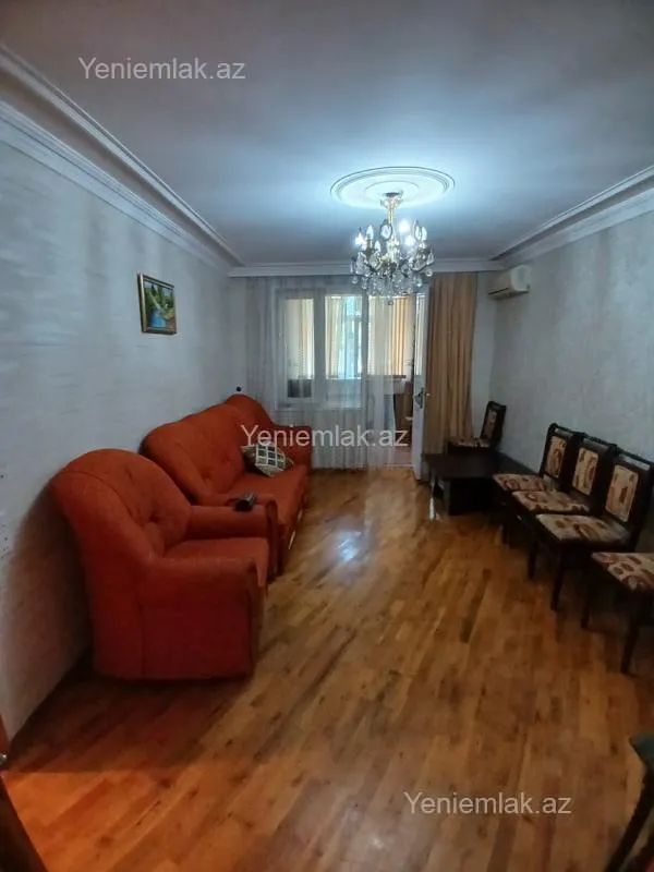 Satılır 3 otaqlı köhnə tikili 68 m²