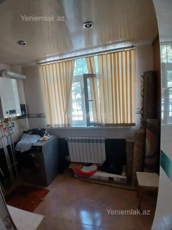 Satılır 3 otaqlı köhnə tikili 68 m²