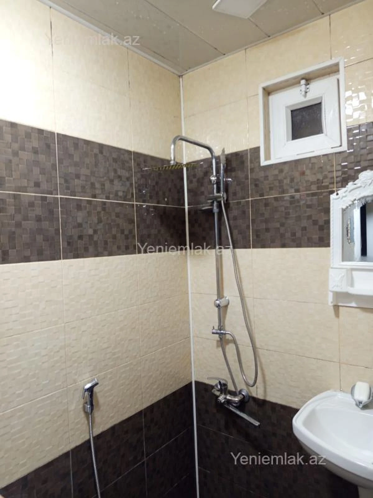 Satılır 3 otaqlı həyət evi 40 m²