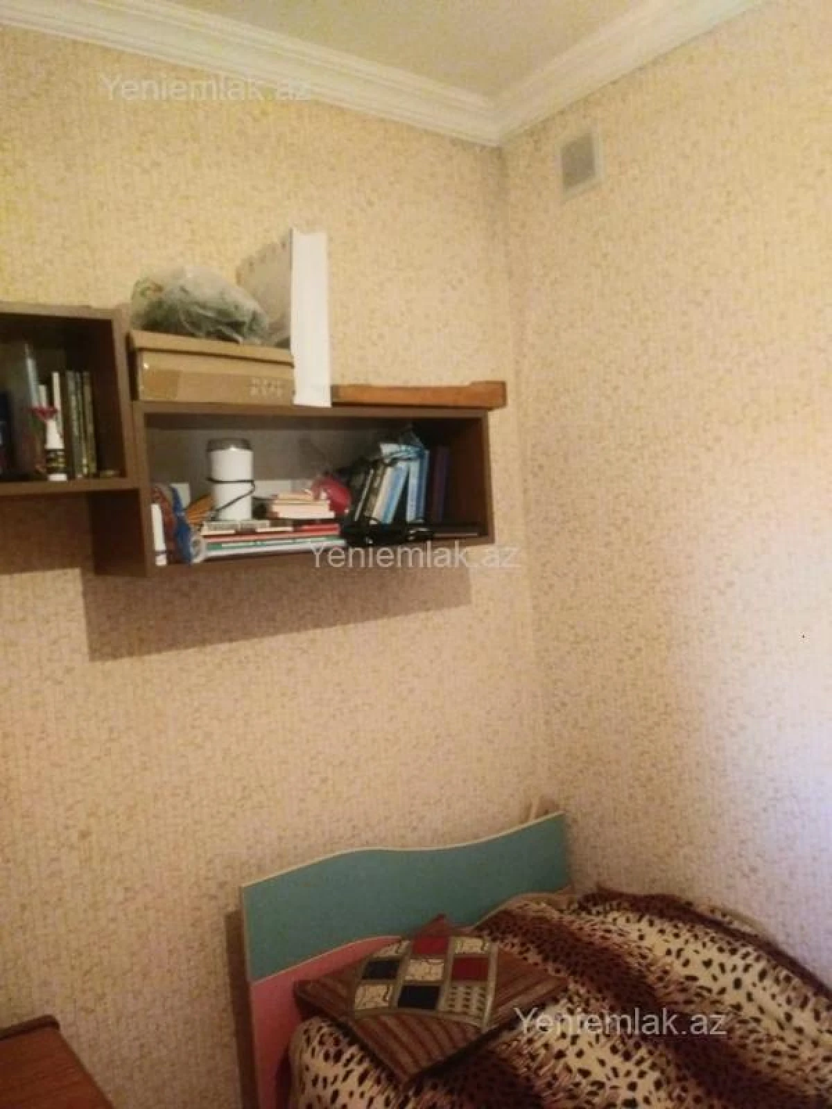 Satılır 3 otaqlı köhnə tikili 65 m²