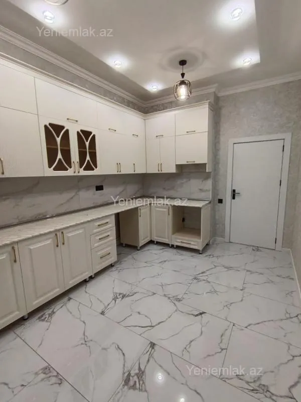 Satılır 2 otaqlı yeni tikili 85 m²