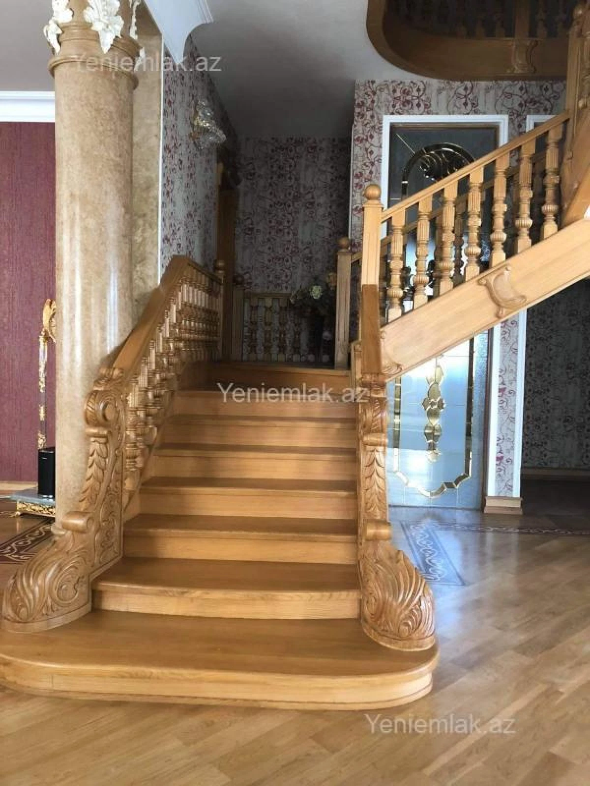 Satılır 7 otaqlı həyət evi 1000 m²