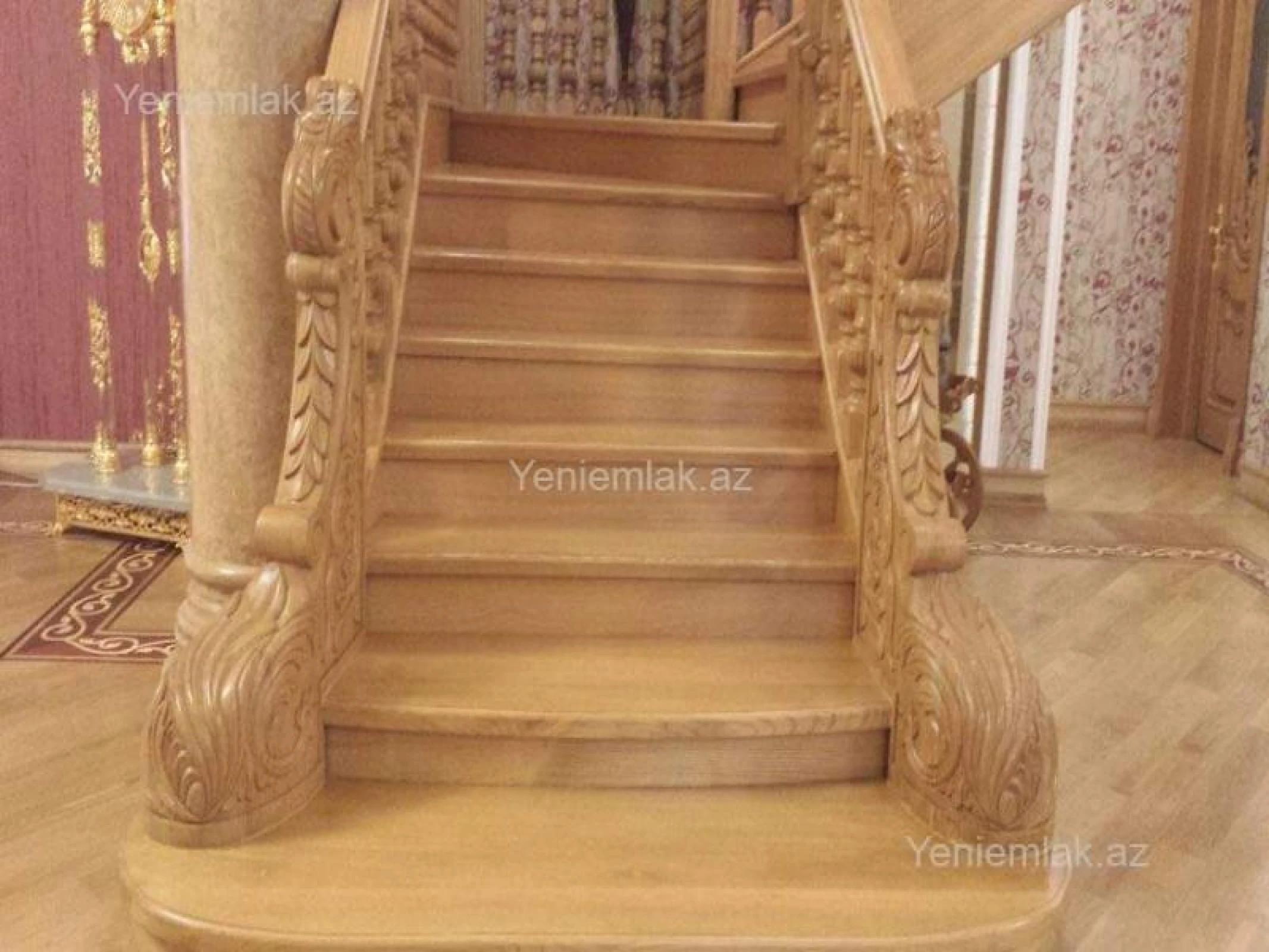 Satılır 7 otaqlı həyət evi 1000 m²