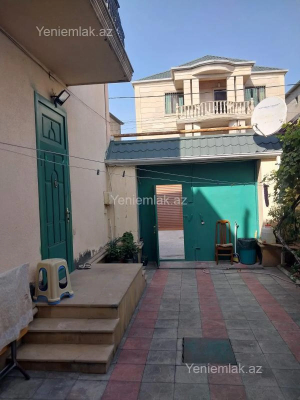 Satılır 5 otaqlı həyət evi 200 m²
