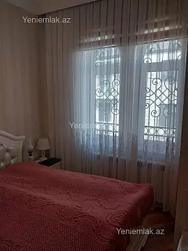 Satılır 5 otaqlı həyət evi 200 m²