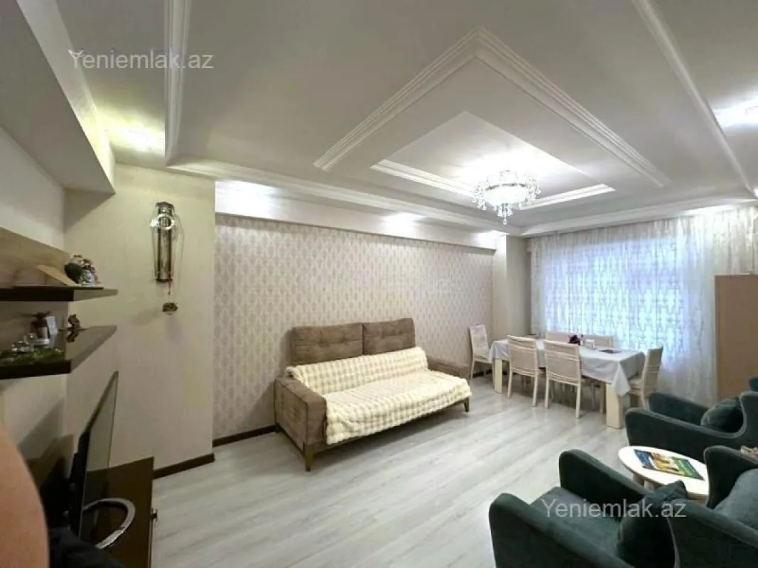 Satılır 3 otaqlı yeni tikili 130 m²