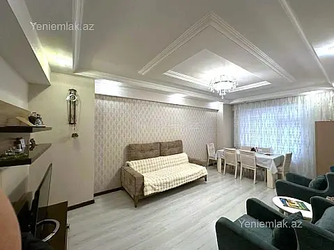 Satılır 3 otaqlı yeni tikili 130 m²