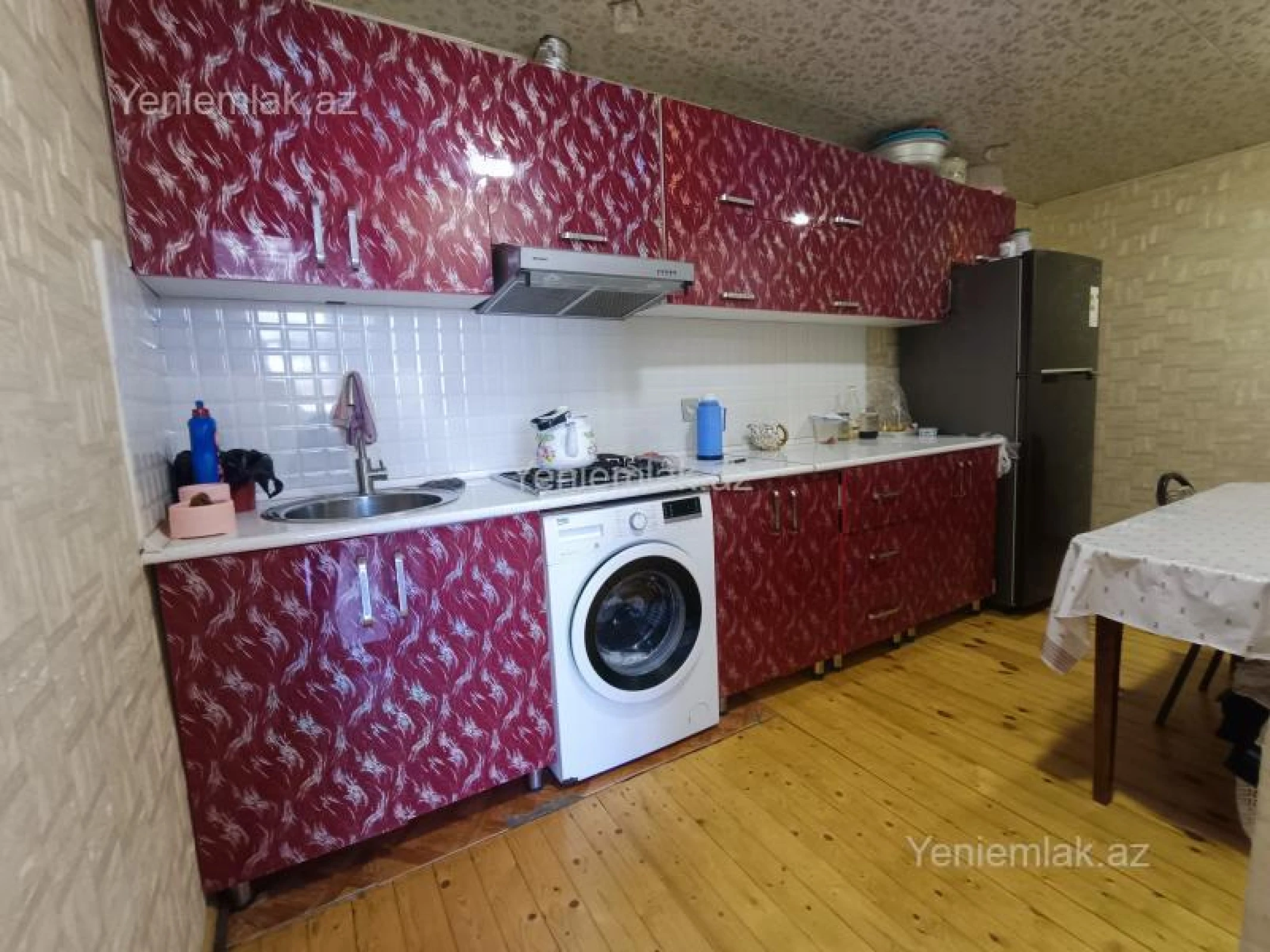 Satılır 3 otaqlı həyət evi 100 m²