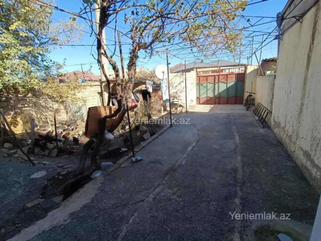 Satılır 3 otaqlı həyət evi 100 m²