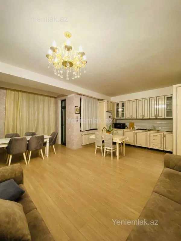 Satılır 3 otaqlı yeni tikili 115 m²